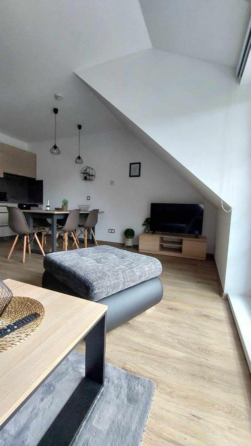 Filipovice Apartman Stepa מראה חיצוני תמונה