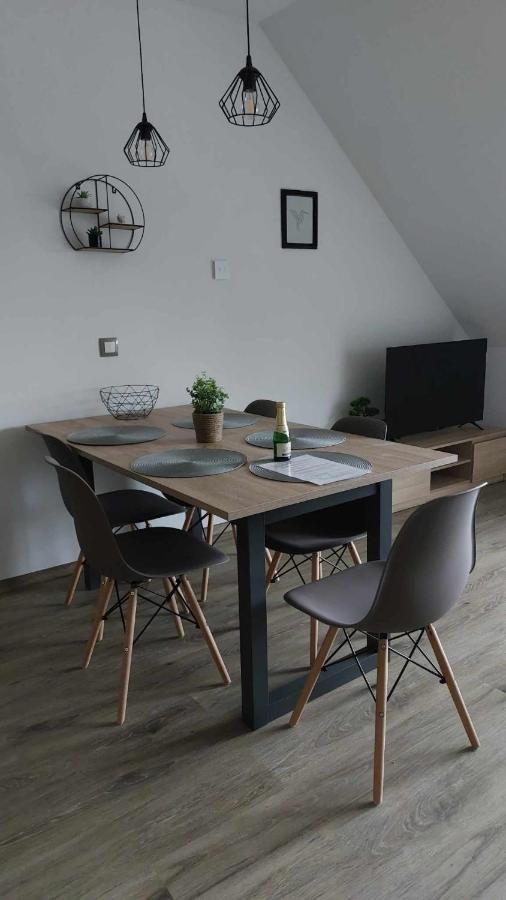 Filipovice Apartman Stepa מראה חיצוני תמונה